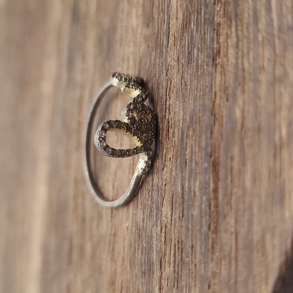 Shashi luxury affordable band size 7 love cursive R431 Diamonds - Picture 3 of 6